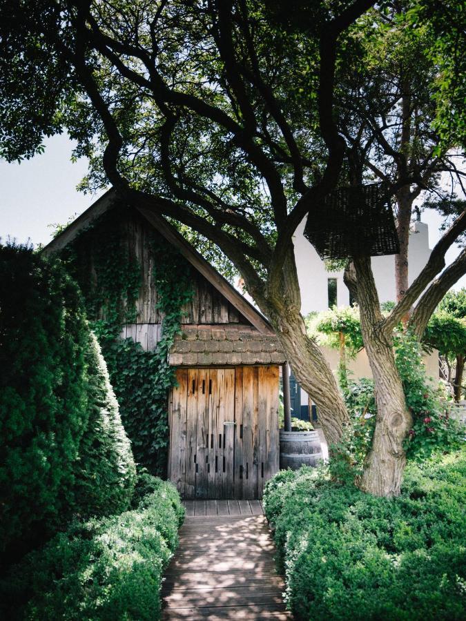 Relais & Chateaux Taubenkobel Schützen am Gebirge Dış mekan fotoğraf